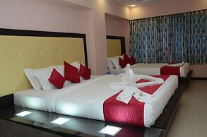 Hotel Sai Leela Grand