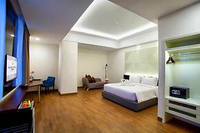 Golden Tulip Essential Makassar