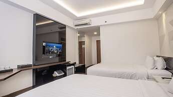 Golden Tulip Essential Makassar