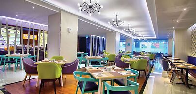 Golden Tulip Essential Makassar