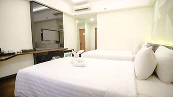 Golden Tulip Essential Makassar