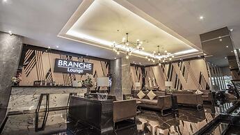 Golden Tulip Essential Makassar