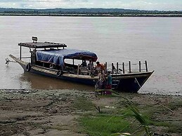 Salay River View Inn