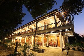 Salay River View Inn