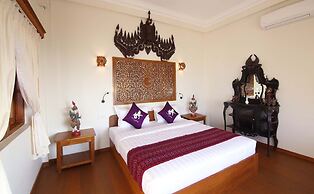 Salay River View Inn