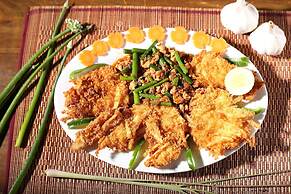 Salay River View Inn