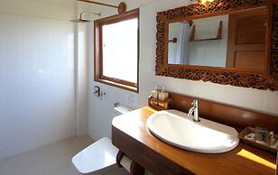 Salay River View Inn