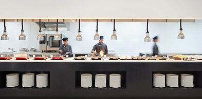 Days Hotel & Suites by Wyndham Incheon Airport