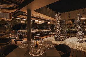 Solaz, A Luxury Collection Resort, Los Cabos a Marriott Hotel