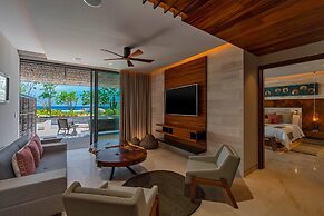 Solaz, A Luxury Collection Resort, Los Cabos a Marriott Hotel