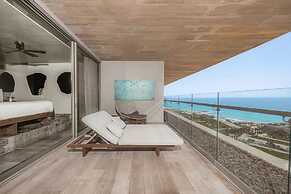 Solaz, A Luxury Collection Resort, Los Cabos a Marriott Hotel