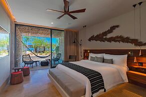 Solaz, A Luxury Collection Resort, Los Cabos a Marriott Hotel