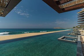 Solaz, A Luxury Collection Resort, Los Cabos a Marriott Hotel
