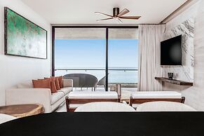 Solaz, A Luxury Collection Resort, Los Cabos a Marriott Hotel