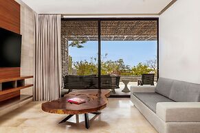 Solaz, A Luxury Collection Resort, Los Cabos a Marriott Hotel