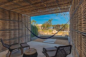 Solaz, A Luxury Collection Resort, Los Cabos a Marriott Hotel