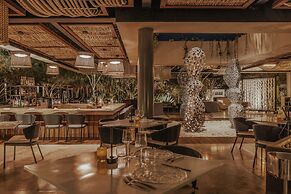 Solaz, A Luxury Collection Resort, Los Cabos a Marriott Hotel