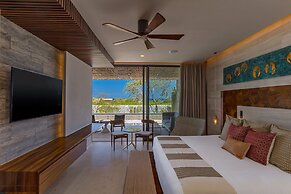 Solaz, A Luxury Collection Resort, Los Cabos a Marriott Hotel