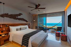Solaz, A Luxury Collection Resort, Los Cabos a Marriott Hotel