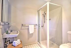 Cove Beach Apartment 1