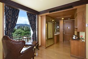 Peak Nimman Prestige Hotel