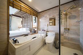 Peak Nimman Prestige Hotel