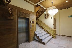 Peak Nimman Prestige Hotel