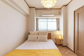 Universal Bay Condominium