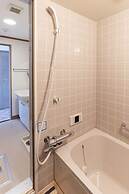 Universal Bay Condominium