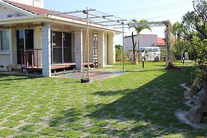 Pension Nakijin Marunakaya