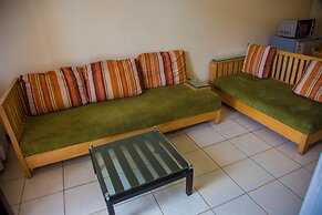 Shumuk Hotel and Apartments