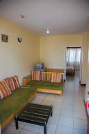 Shumuk Hotel and Apartments