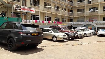 Shumuk Hotel and Apartments