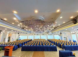 Sandals Hoàng Yến Hotel