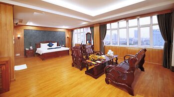 Sandals Hoàng Yến Hotel