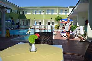 Elis Beach Hotel
