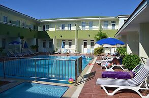 Elis Beach Hotel