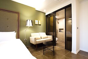 Brown Dot Busan Station Sky Garden