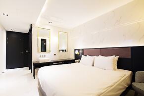 Brown Dot Busan Station Sky Garden