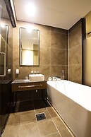 Brown Dot Busan Station Sky Garden