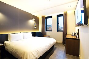 Brown Dot Busan Station Sky Garden