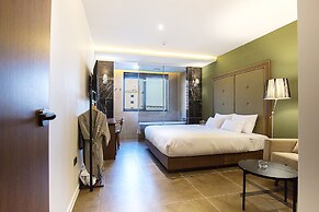 Brown Dot Busan Station Sky Garden