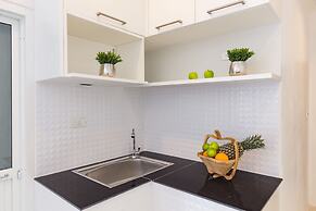 Private Villa with Pool near Laguna