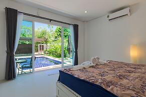 Private Villa with Pool near Laguna