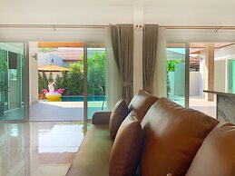 Private Villa with Pool near Laguna