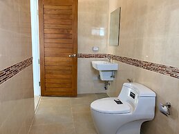 Private Villa with Pool near Laguna