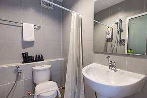 Private Villa with Pool near Laguna