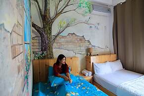 Wanderlust Saigon Hostel