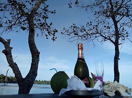 Koh Rong Love Resort - Hostel