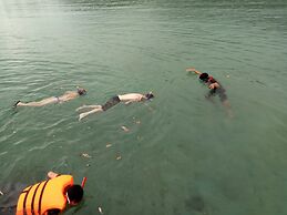 Koh Rong Love Resort - Hostel